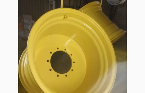 Диск колесный 23x42 на трактор John Deer 8430 под заднюю шину 710/70R42