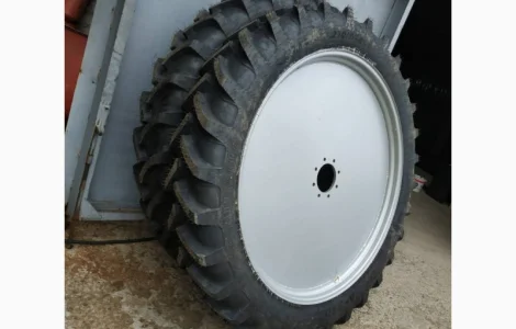 Колесные диски для трактора (DW23Bx42 для NH, Case (с упорами под противовес) 20мм