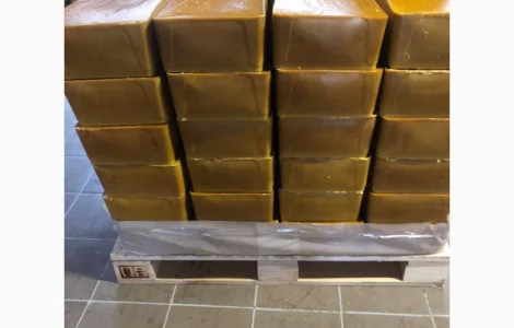 Віск бджолиний очищений — шматковий та гранули