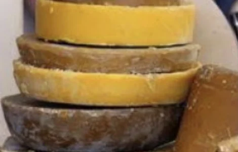 Покупаю воск, мерву и прополис