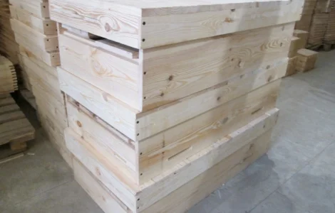 Продам улей-лежак на 22 рамки з сосни