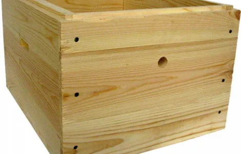 Корпус для вулика Дадан на 12 рамок, 300мм