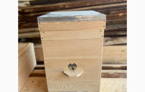 Улей Дадан 12-рамочный (корпус + магазин) "под ключ"