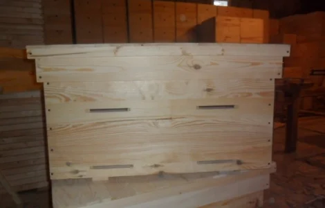 Пропонується ульї Лежак для бджолярів