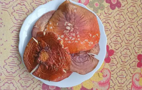 Продам шляпки червоного мухомора