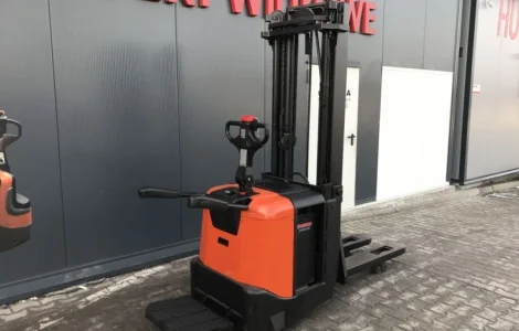 Штабелер єлектрический Toyota BT SPE 160 L 1, 6т 4, 8м 06р