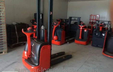 Штабелер електричний б/у LINDE L10 1, 6м 1т