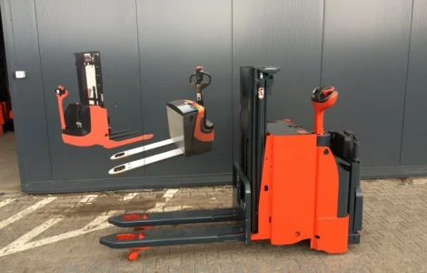 Штабелер электрический LINDE L 12 L1, 2т 2м