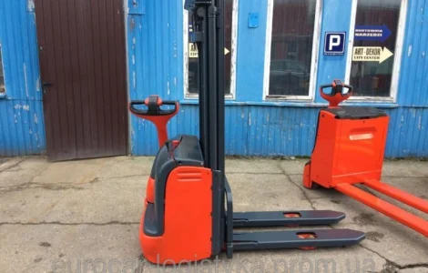 Штабелер электрический LINDE L12 1, 2т 4, 2м