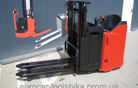 Штабелер электрический LINDE 2011р 1, 2т 1, 9м