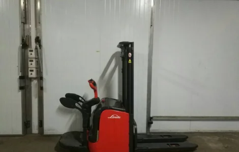 Штабелер электрический самоходный LINDE L 16 AP 1.6t 3.0m