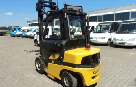Вилочный погрузчик Yale GDP 30VX V2195