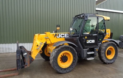 Телескопический погрузчик JCB 550-80