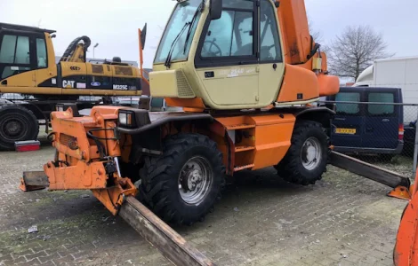 Телескопический роторный погрузчик Manitou MRT 2540