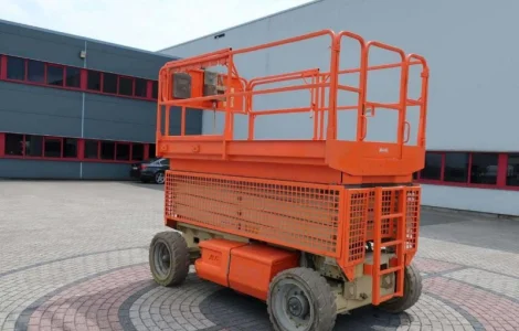 Ножничный подъемник JLG 4069LE в Украине