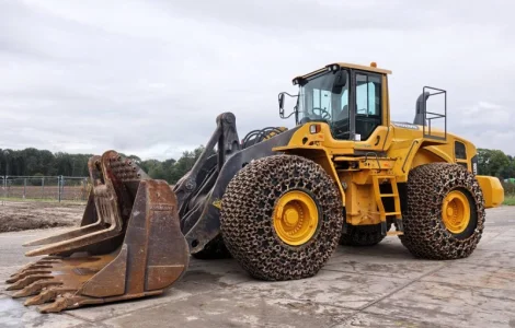 Фронтальный погрузчик Volvo L220G