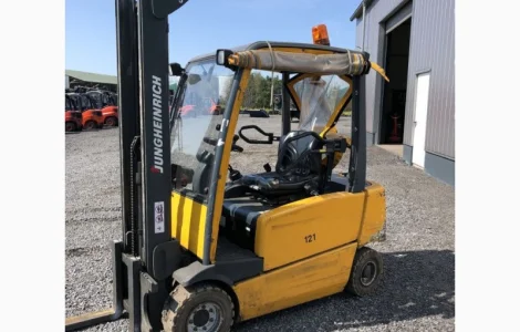 Электропогрузчик Jungheinrich EFG 320