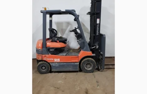 Вилочный погрузчик Toyota 7FB20