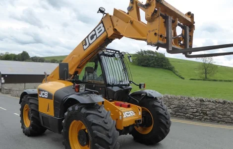 Телескопический погрузчик б/у. Телескопический погрузчик JCB 541-70