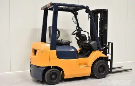 Вилочный погрузчик Toyota 02-7FD18