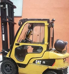 Вилочный погрузчик CAT Lift Trucks GP25N 2012 года
