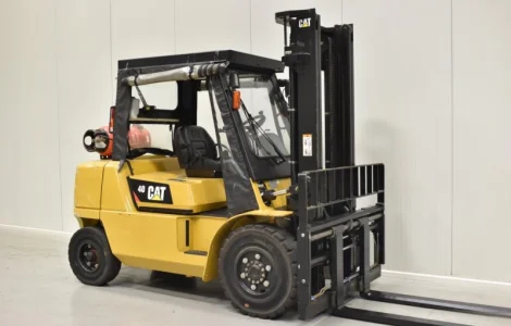 Вилочный погрузчик Caterpillar GP 40 K2