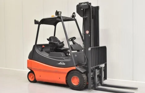 Вилочный погрузчик Linde E 25/02