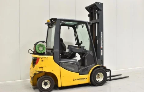 Газовый погрузчик. Вилочный погрузчик Jungheinrich TFG 425 S