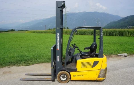 Электропогрузчик Jungheinrich EFG 216k