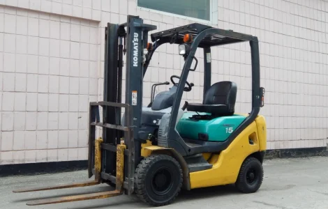 Вилочный погрузчик бу KOMATSU FG15T-18