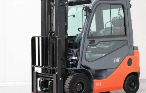 Навантажувач вилковий 1.8т. Toyota 2021 року 3012 мотогодин кабіна