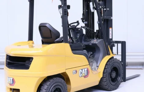 Новий дизельний погрузчик Caterpillar DP35 2022 року 1 моточас