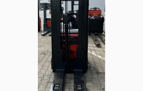 Электрический самоходный штабелер Manitou J16LITLL42SP 1132 ч. 2016г