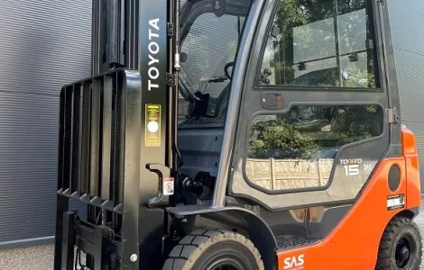 Вилочный погрузчик кара бу 1.5т. Toyota 02-8FGF15 2018 года 1784 мч