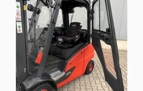 Вилочный погрузчик Linde H18T-02 2019 года кабина