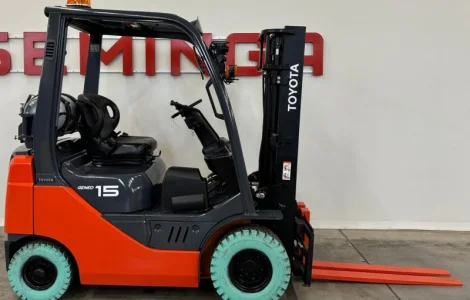 Навантажувач 1.5т. Toyota 02-8FG15 Японія газ/бензин 2017 года