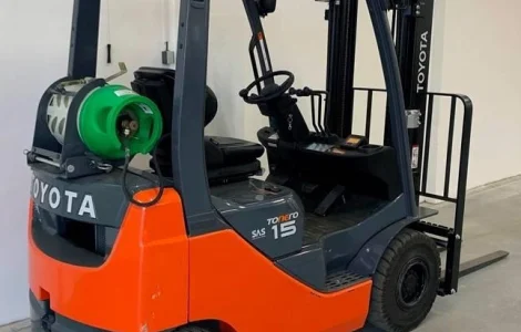 Погрузчик 1.5т. Toyota 02-8FGF15 70 моточасов состояние нового