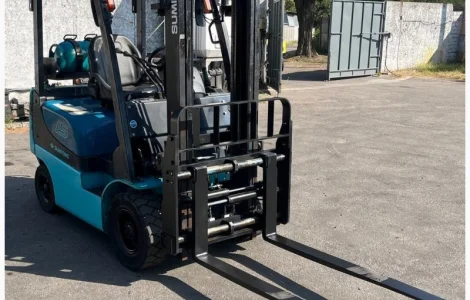 Вилочный погрузчик 1.5т. Sumitomo Япония с позиционером вил