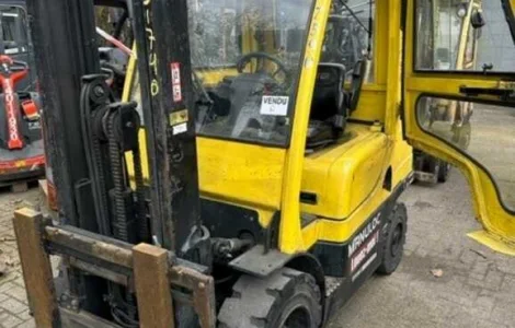 Дизельный погрузчик кара 3т. Hyster H3.0FT 2010 года вагонник