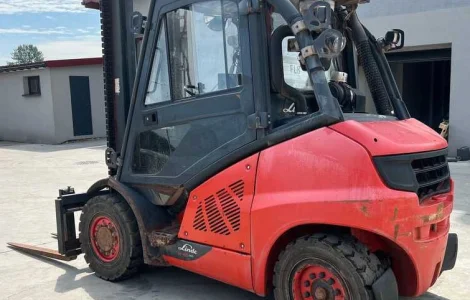 Дизельный погрузчик 4т. Linde H40D 2016 года 4400 мм подъем кабина