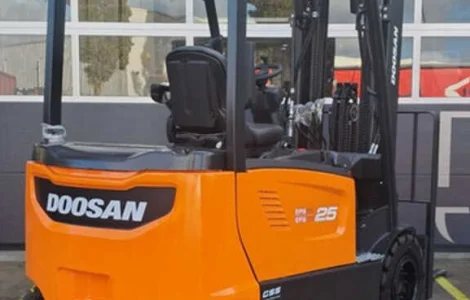 Новий електронавантажувач Doosan B25X-7 Plus (Корея) 2023р 4.7м