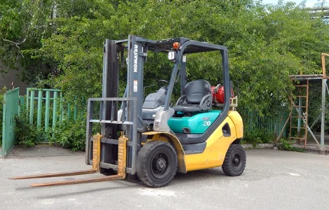 Вилочный погрузчик бу KOMATSU FG20T-16, 2006г