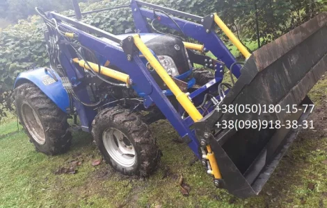 Фронтальный погрузчик на минитрактор, навантажувачі. Челюстной ковш