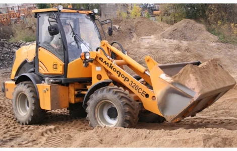 Погрузчики фронтальні, універсальні, телескопічні і ін. від АМКОДОР