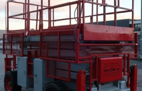 Ножничный подъемник Skyjack SJ8841, 2005 г., 1450 м/ч, 14.5м.рабочая высота