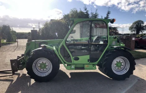 Продам телескопічний навантажувач MERLO P32.6