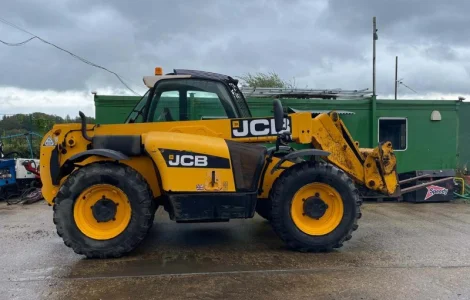 Продам телескопічний навантажувач JCB 531-70