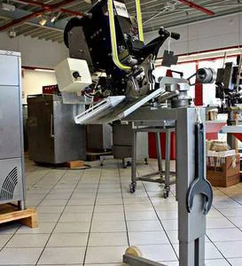 Полуавтоматичний подвійний кліпсатор Poly-Clip PDC 600