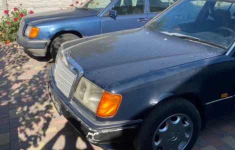 Обміняю 2 мерседеси 124 1990р. на зернові