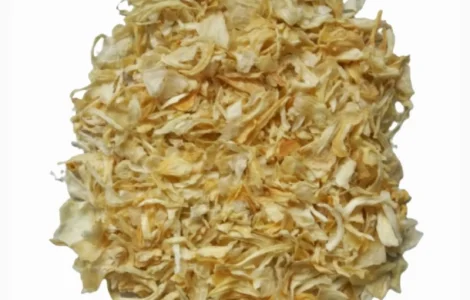 Сушена цибуля ломтиками